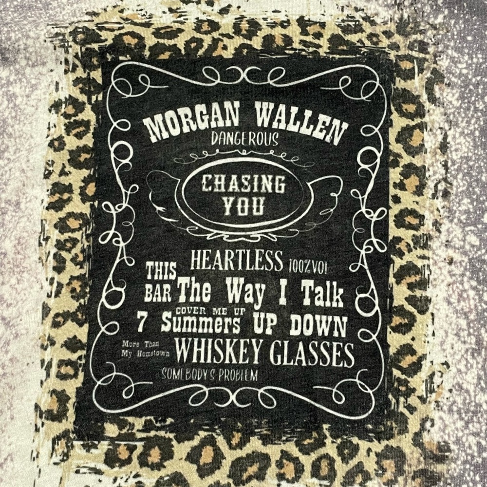 Morgan Wallen Women’s Medium Chasing‎ You purple short sleeve Concert T-shirt